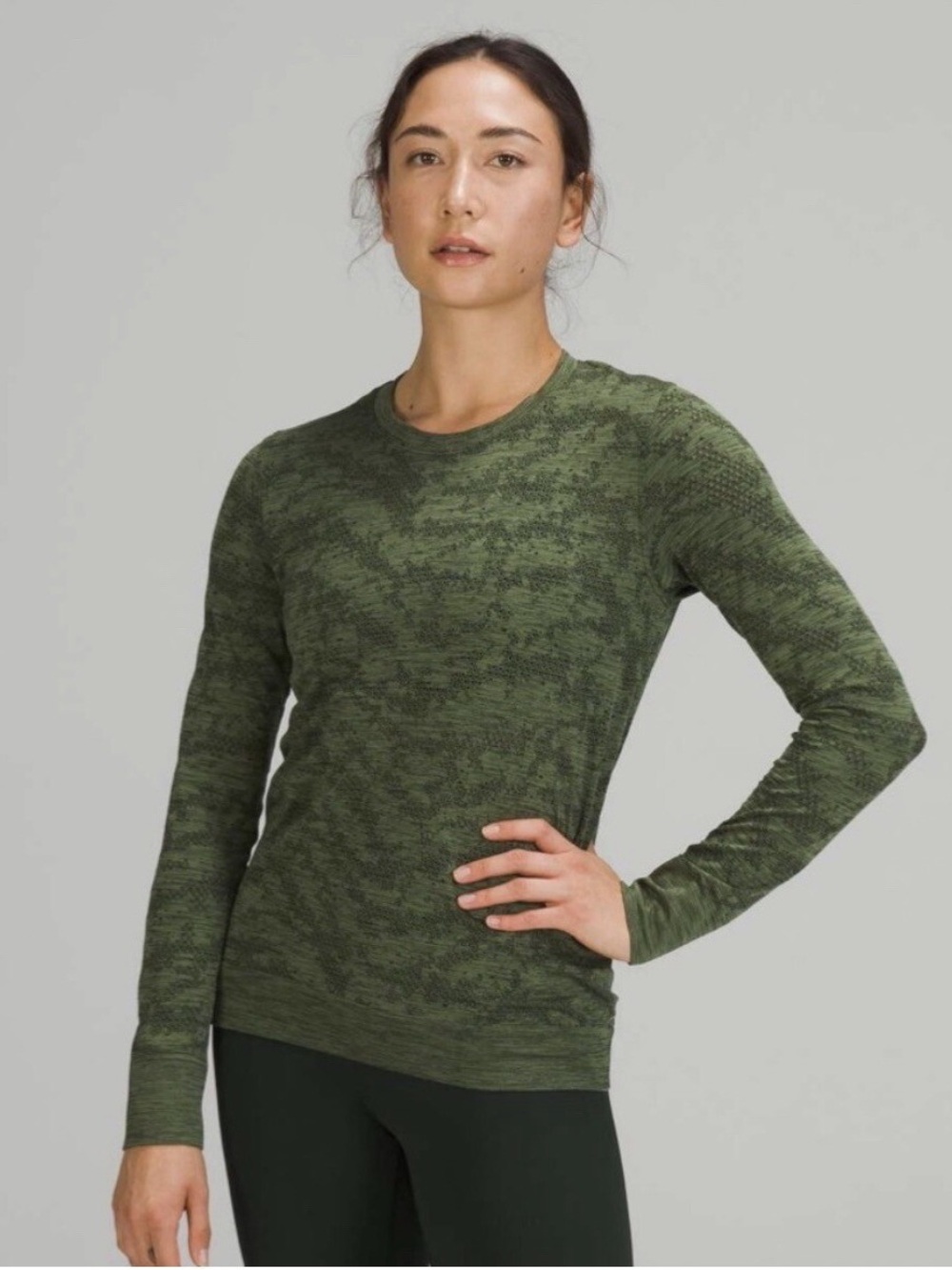 Lululemon Swiftly Breathe Long Sleeve Shirt Dot Scape Rainforest Green Size 4